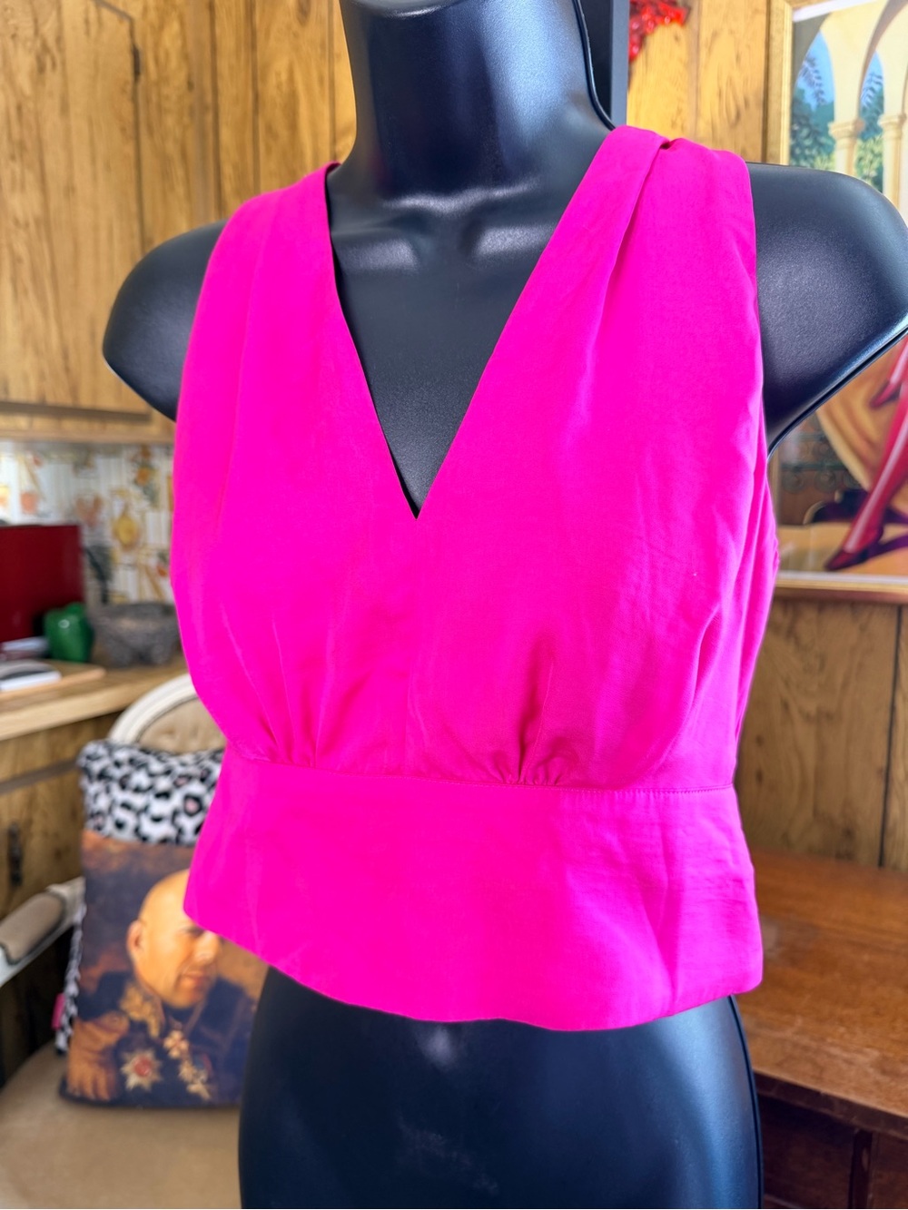 Banana Republic Bright Fuchsia V-Neck Cropped Camisole